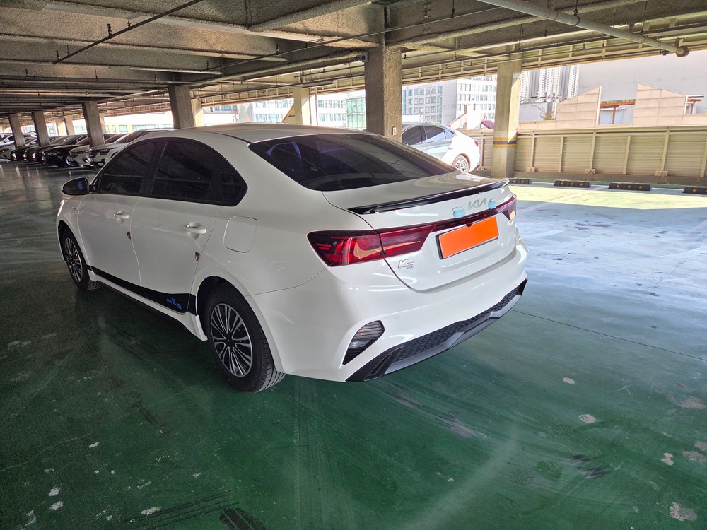 Kia 1.6 GASOLINE TRENDY — vue 2