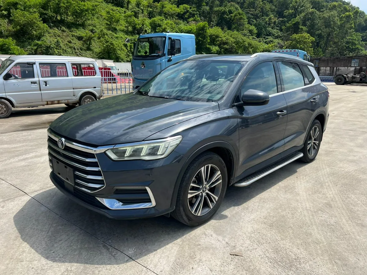 BYD CHANSON — vue 1