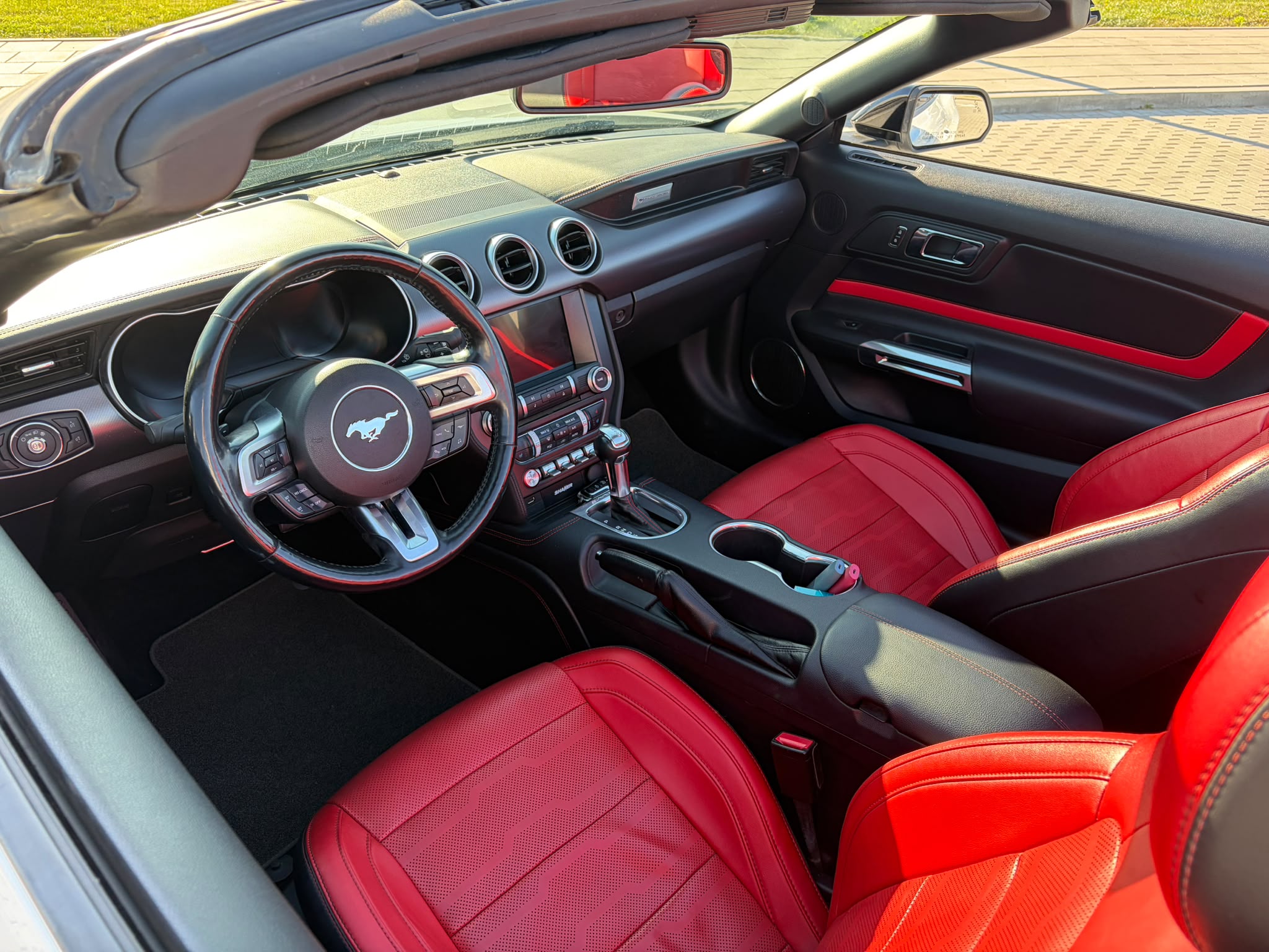 Ford MUSTANG — vue 12