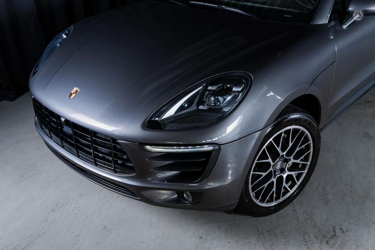 Porsche MACAN — vue 2