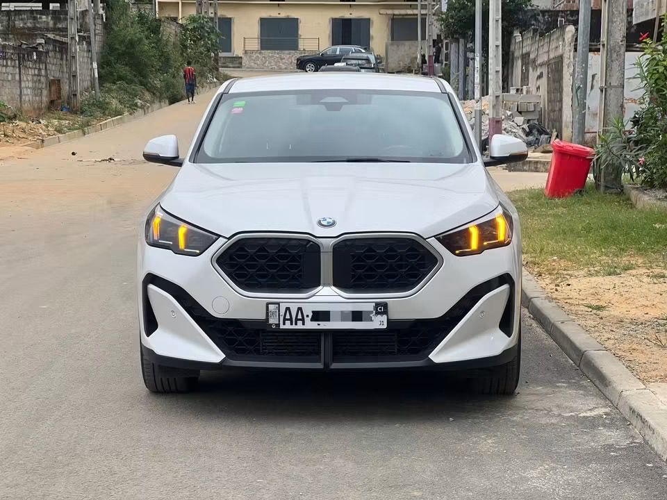 BMW X2 — vue 2